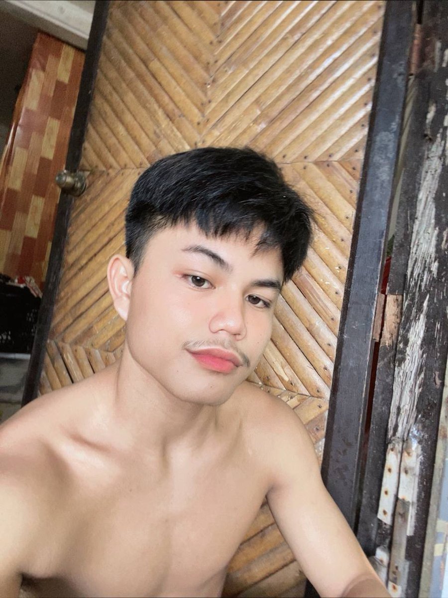 LASAPSARAP19's tweet photo. Always free🍑👅 https://t.co/AmWa5Waf4q