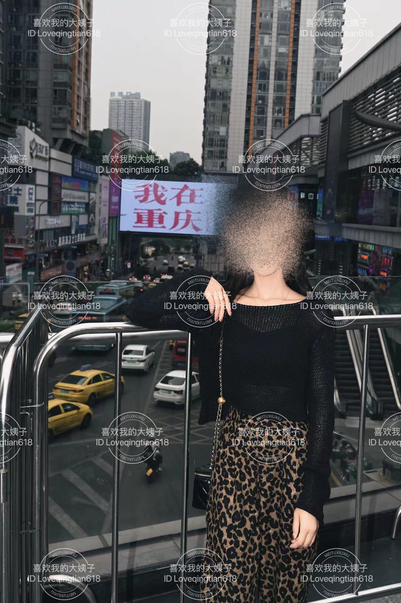 更新一下老婆和大姐的日常游玩，我发现女人出去就是拍照📷，这次可是陌生的地点，出镜的衣服也是之前没有拍过的，这样看的话你们还能认出哪个是大姐哪个是老婆吗 https://t.co/k64SeCNmoq