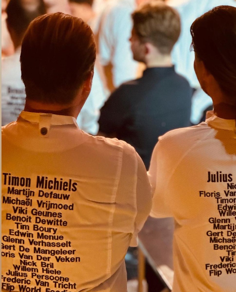 ChefWorksNBL's tweet image. 12 sterrenchefs tegelijk achter één fornuis: dat is de unieke formule van Flanders Finest en het meest exclusieve culinaire feest van het jaar! 
En de Exclusieve Koksbuizen van Chef Works!
#findthefork  #ChefWorks  #Bragard 👊