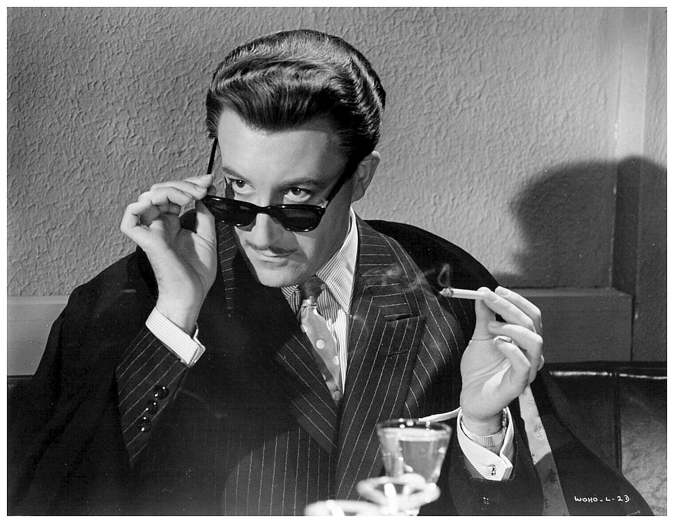 retroadv's tweet photo. Peter Sellers, The World of Henry Orient 1964 - Director: George Roy Hill https://t.co/Or16SwO8x6
