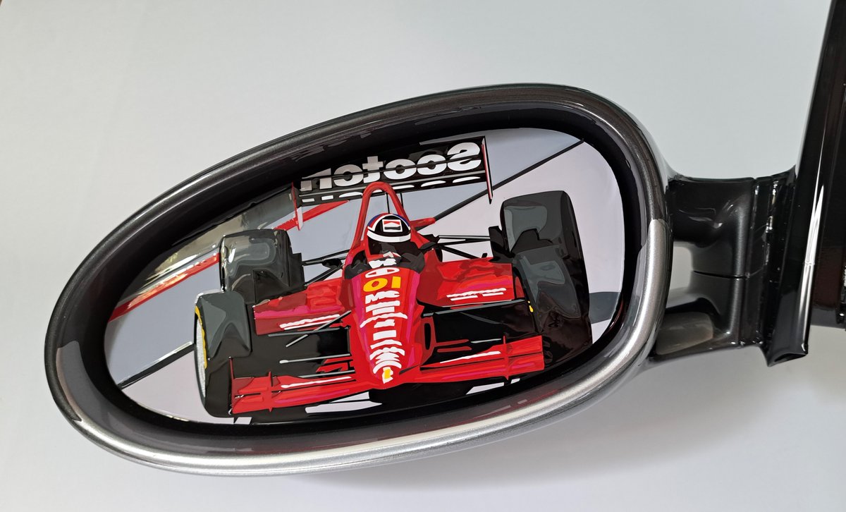 JClarkArtist's tweet image. Here’s the latest wing mirror artwork that was commissioned to be gifted to the 2-time Indy 500 (+ Daytona 24hr &amp;amp; Sebring 12hr) winner, Arie Luyendyk. It features his 1993 Target Lola IndyCar reflected in the mirror of a Porsche 997. #indycar #ArieLuyendyk #racingcar #indy500