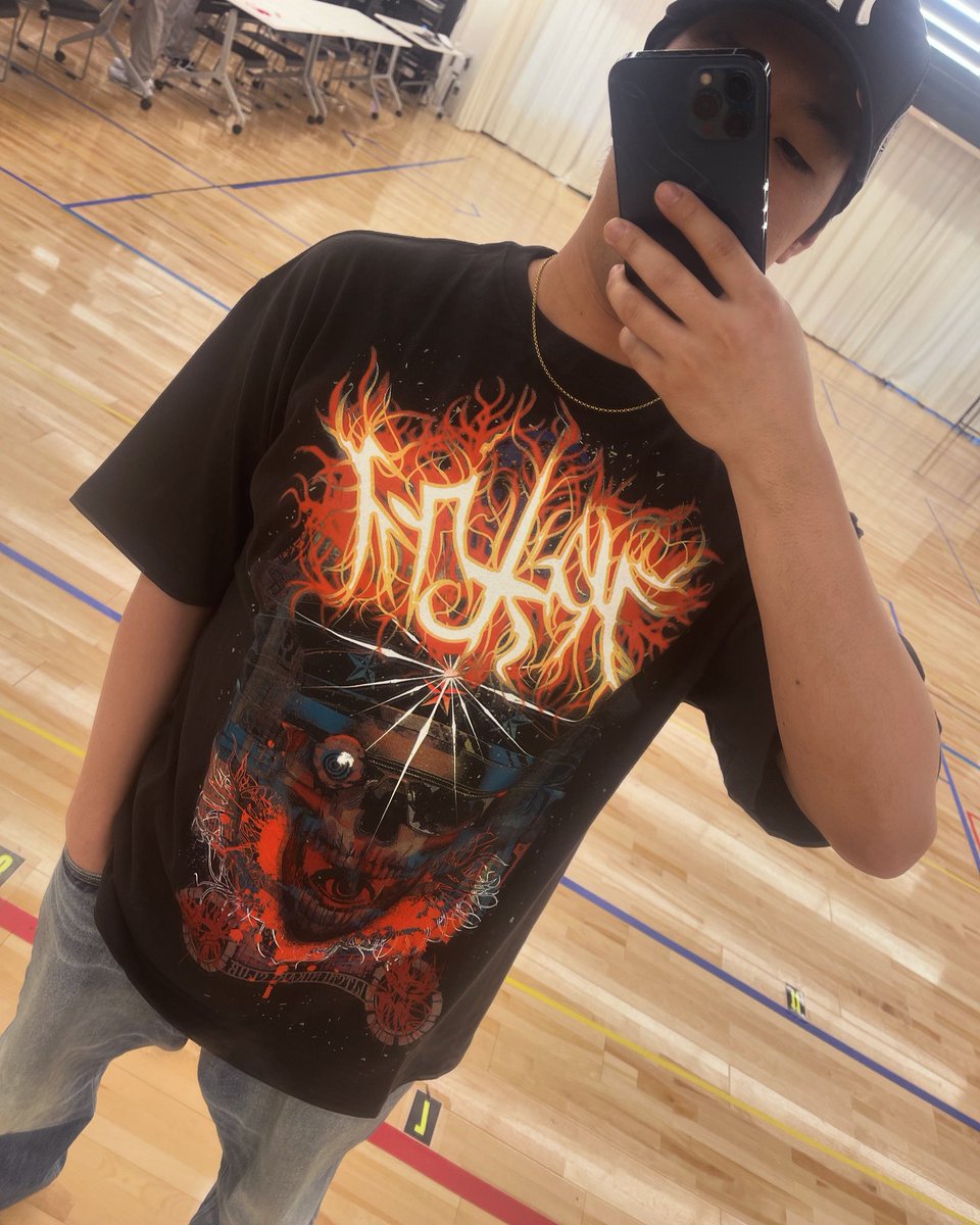 ノリさんから頂きましたこのTシャツ 舞台「ライチ⭐︎光クラブ」のやつ