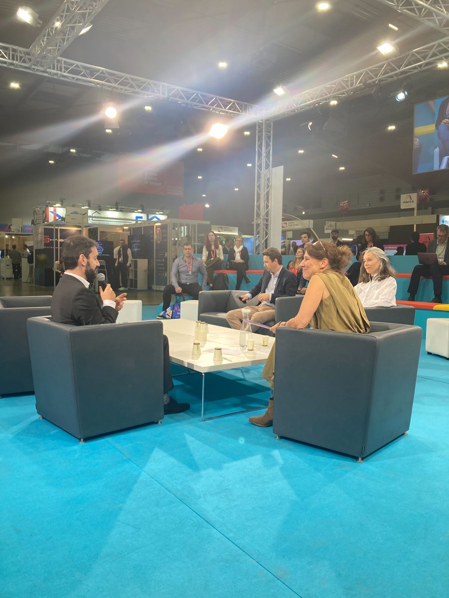 #Parvis 🌱 Biodiversité et logement social : comment concilier construction et préservation de la nature ? Rendez-vous sur le Parvis d'Actualités Habitat pour en discuter avec <a href="/Pierredarmet/">Pierre Darmet</a> (<a href="/UnepMed/">UNEP Méditerranée</a>) et <a href="/SarahLavaux/">Sarah LAVAUX</a> (<a href="/3F_Officiel/">3F_Officiel</a>). #parvis #biodiversite #urbanisme #CongrèsHlm