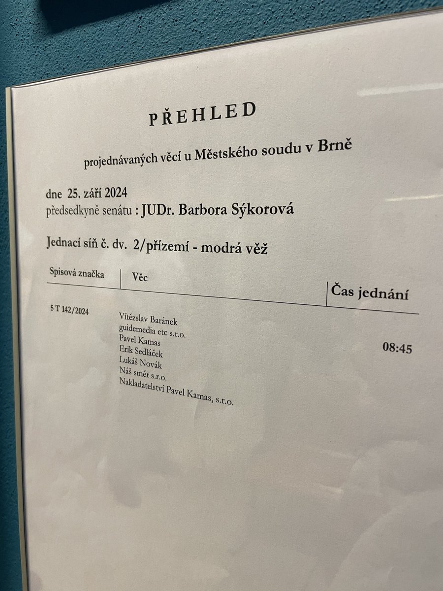 telferova's tweet photo. Ani dnes u Městského soudu v Brně nezačalo hlavní líčení s nakladatelstvími a fyzickými osobami kvůli vydávání knih popírajících holocaust. Odročeno na konec října. Dnes nikdo nepřišel… https://t.co/ZFBxFkWXVi