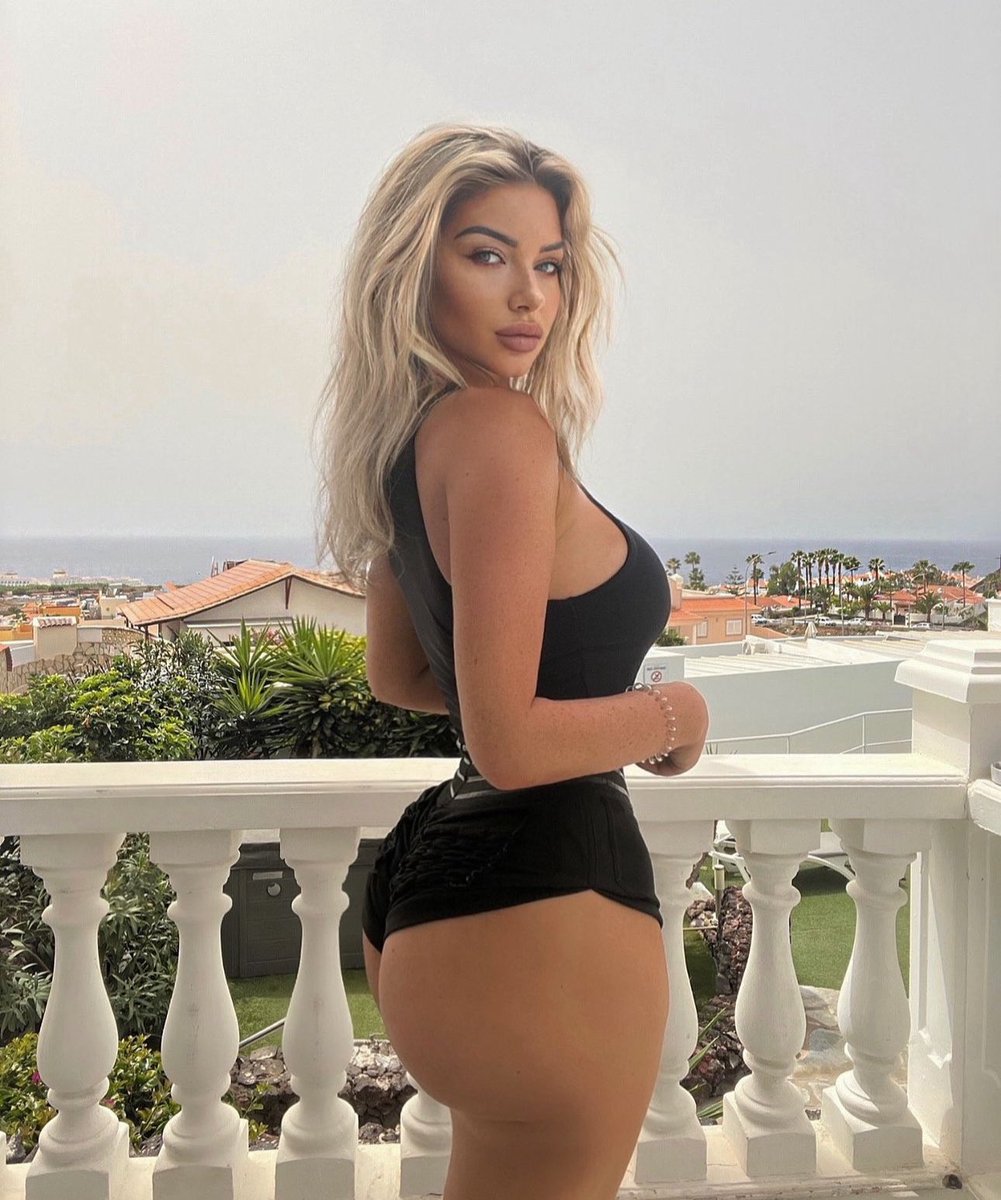 Is this guy really ‘My’ competition or just a piece in the middle?

Mooches piece Vs Scott’s piece 🤏🏽

Similar to the tips il say no more he can’t compete 👑 😂

POST NO BILLS 6/1 

Perth 3.38 the VIP BET today😜 💷