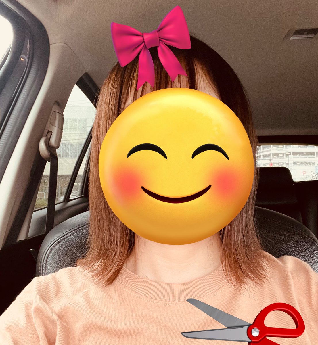 ami9ami_ami9ami's tweet photo. 8ヶ月ぶりに美容院へ✂️
約10年振りに短く切った。頭が軽い。 https://t.co/CRgodsdXc2