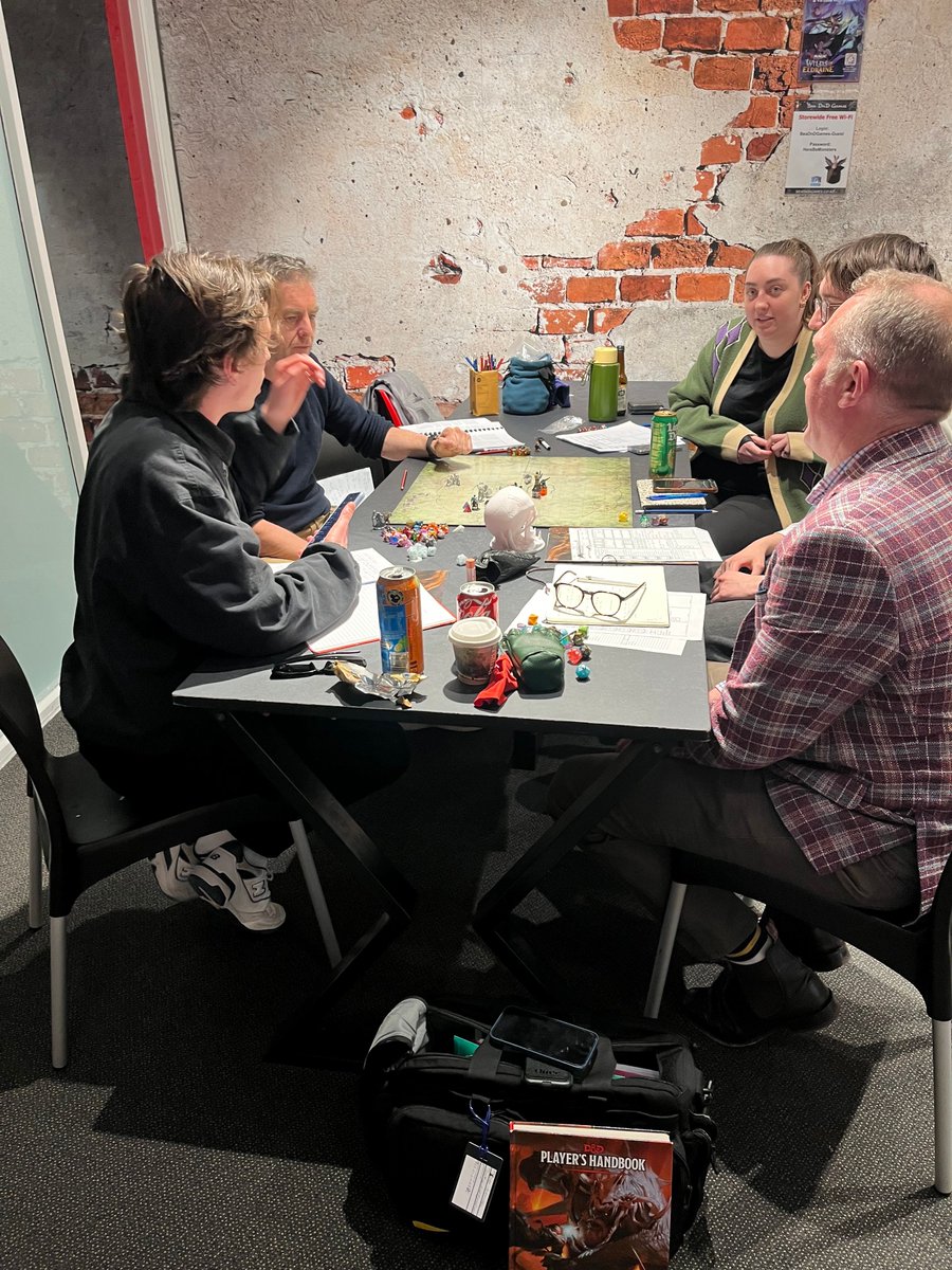 bea_dnd's tweet photo. It’s Wednesday night and this week we have Carbs &amp; Commander!! There’s also some absolute PERIL happening at Matt’s D&amp;D table… our players might not survive…

#mtglife #commander #beadndgames #dndcampaign #instoreevents #wpnpremium https://t.co/ouQruBBcFR