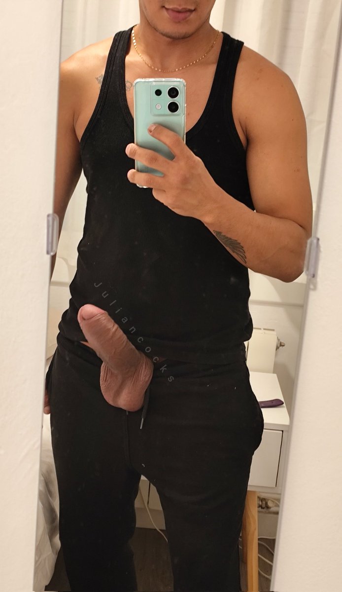 JulianCocks🇻🇪29k🍆 tweet media