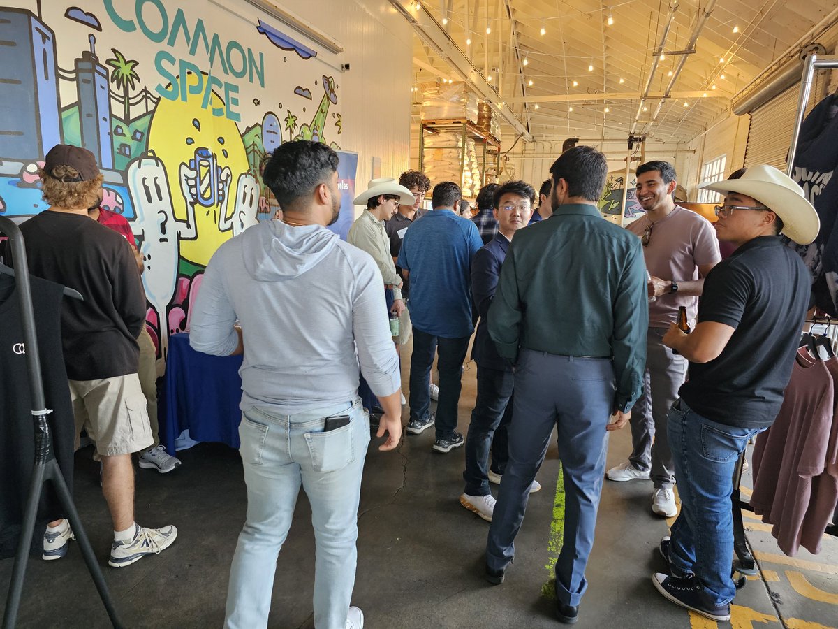 aiaa_lalv's tweet image. Thank you all for joining #AIAA #LosAngeles Section on #August27 for the #YoungProfessionals #Mixer (#EarlyCareer) at #CommonSpaceBrewery and have fun! AIAA LA is the networking platform for the local aerospace communities! Thank you #CommonSpaceBrewery! (lnkd.in/gbxyEsen)