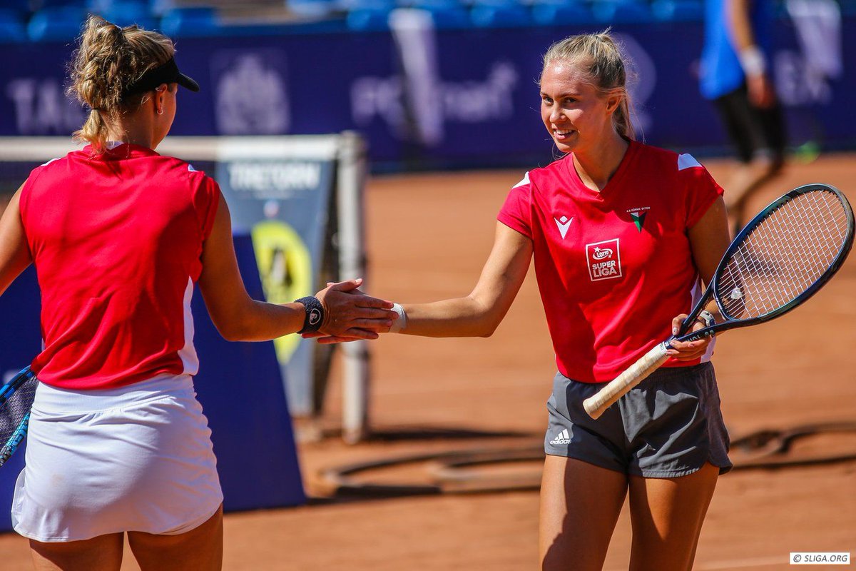 Stefania Rogozińska-Dzik z Górnika Bytom odniosła duży sukces w Stanach Zjednoczonych.

Polka startowała w eliminacjach turnieju ITF W75 w Templeton i po zwycięstwach nad Amerykankami Tori Kinard i Solymar Colling dostała się do drabinki głównej zawodów!

#LOTTO I <a href="/totalizator_sp/">Totalizator Sportowy</a>