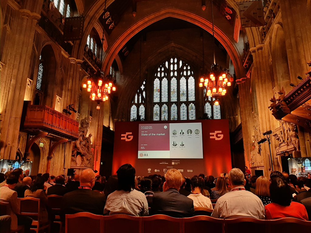 mcrMIPIM's tweet photo. @ManCityCouncil @opportunityldn @LREF_ @marketing_mcr @cityoflondon Now, many of the Manchester delegation are listening to 'The State of the Market' session in association with @JLL which analyses the state of the London economy and real estate market as well as the broader picture across the UK.

#mcrLREF #LREF https://t.co/0MmyiJ4Xqv