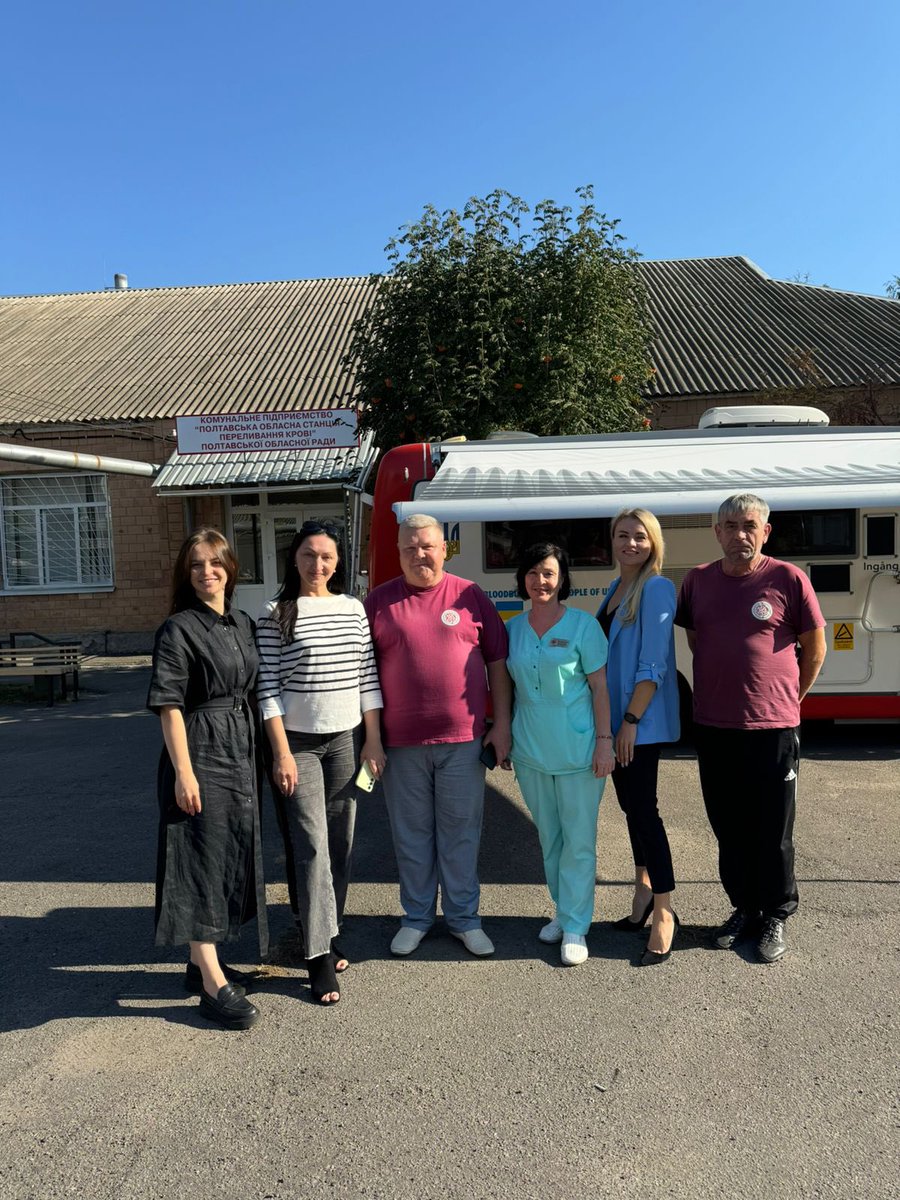 Vår minsta Blodbuss från region Stockholm är leverad 21 september till Lviv i Ukraina. 🇺🇦 Nu har den kommit fram till Poltava 25/9 där den ska användas för blodgivning 🩸 Stort behov av sjukvårdshjälp till Ukraina 
<a href="/CarlOskar/">Carl-Oskar Bohlin</a> <a href="/BlaljusI/">Insamlingsstiftelsen Blåljus i Samverkan</a> #UkraineWar