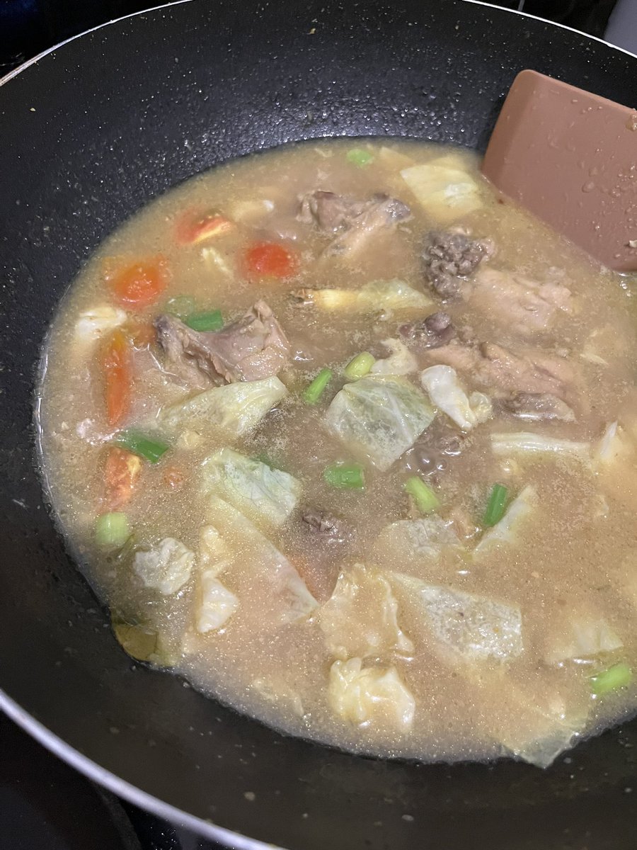 claudiaratri's tweet photo. Jadi skrg mau nyatet resep masakan yg agak ribet. Eng..ing..eeng

🐔 Tongseng Ayam 🐔 https://t.co/QkOIrYInN5
