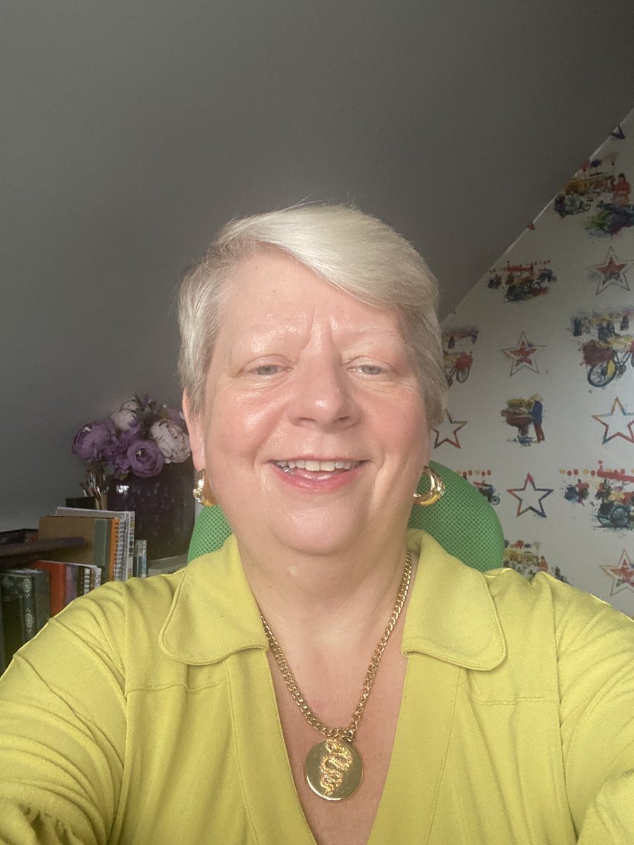 lgoodbu's tweet photo. Wearing yellow as part of childhood cancer awareness month to raise awareness in memory of Danni as part of #Dannieslegacy #SeptemberCCAM2024 #DLFWearSomethingYellow
Learn more: DLF Childhood Cancer Awareness Month (https://t.co/hzT2OO41ql) https://t.co/tRjl5r2b0w