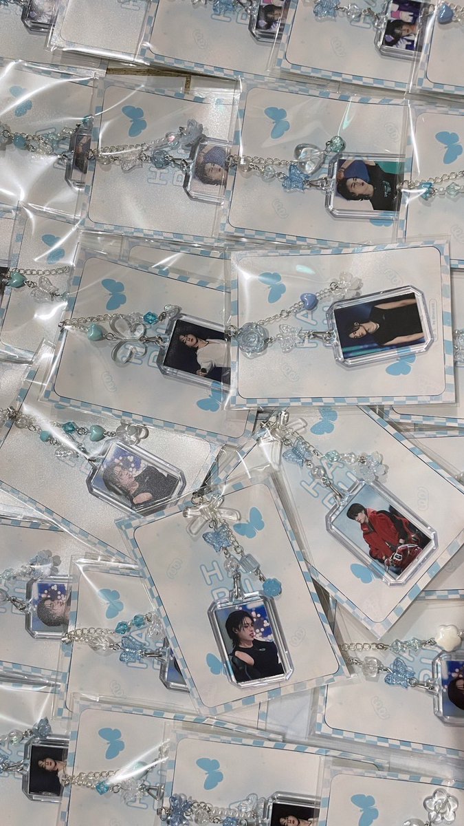 nurara9's tweet photo. 📍📍Finally📍📍
🦋𝐆𝐢𝐯𝐞𝐚𝐰𝐚𝐲🦋

ꔛ พวงกุญแจโตะ 50 อัน

📆 Date : 6 October 2024 

⏰ Time : TBA

💎 Location  :  Impact Challenger Hall 1

🕹️ [ rt &amp; show this tweet ]

#KPOPMASTERZinBANGKOK2024 #TREASURE https://t.co/easXuSjHNE