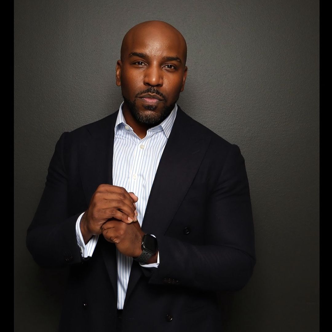 Congrats to <a href="/JBeckham7/">Jeff Beckham</a>, CEO of <a href="/ChicagoScholars/">Chicago Scholars</a>, on being selected for this year’s Leaders Program by <a href="/ObamaFoundation/">The Obama Foundation</a>.

This program is designed for emerging leaders in gov., civil society, and the private sector who have demonstrated a commitment to advancing the common good.