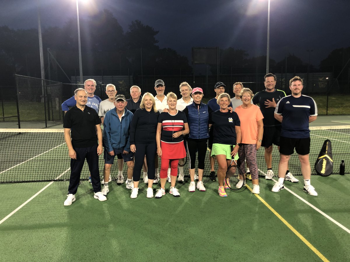 Friendly Fridays Tennis Tournament was a huge success! 😄 The weather was perfect, the tennis was fast and fun, and the supper was simply amazing – plenty of food, all of it delicious! 🍽️
Looks like there's demand for a repeat... Stay tuned! 😉