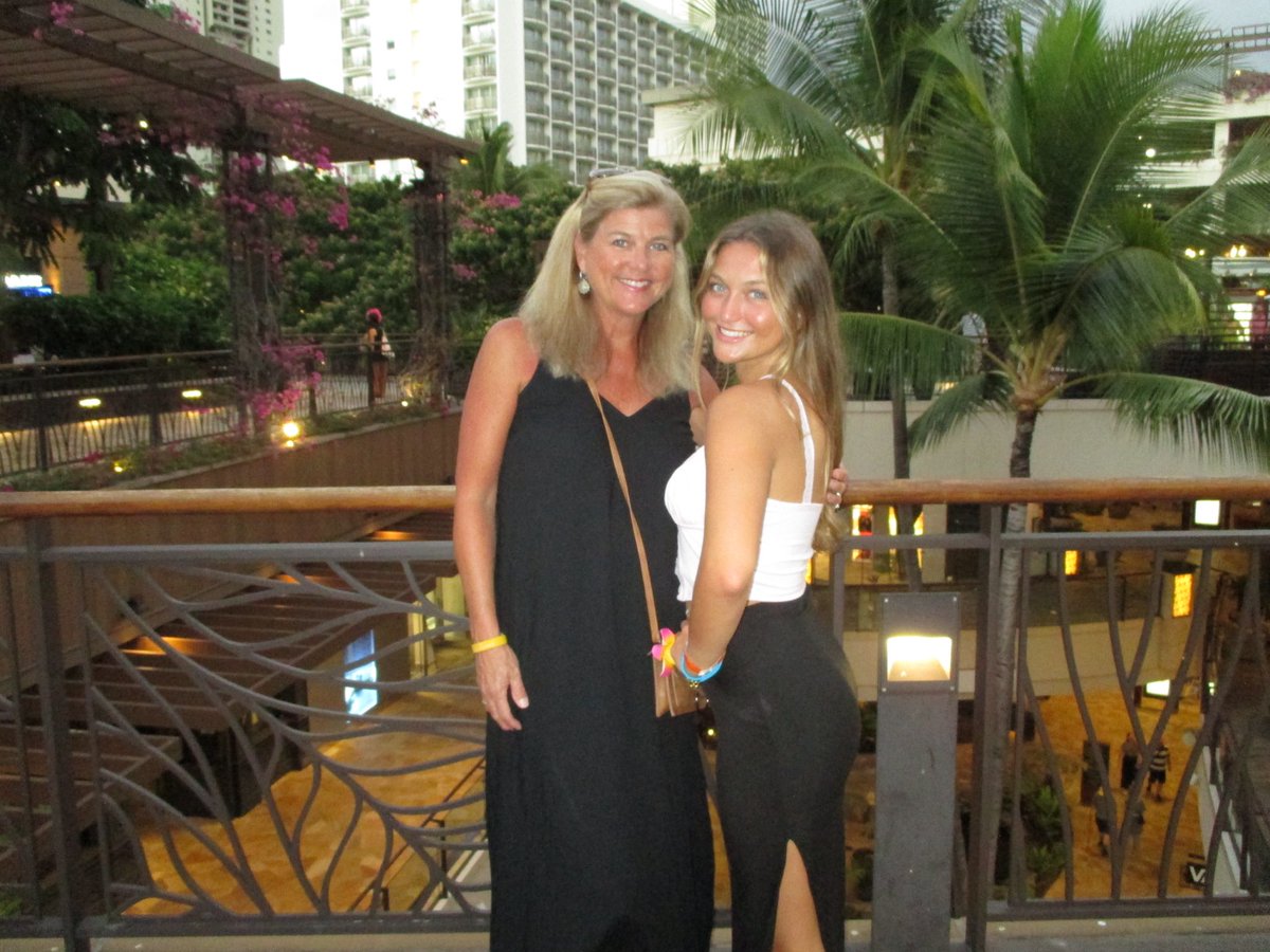 Kim Stone tweet media