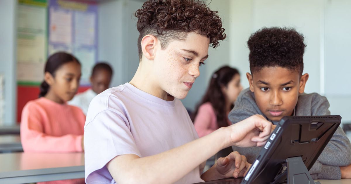 Students Are Using AI Already. Here’s What They Think Adults Should Know. A new report details what teens think parents and teachers should know about how they use, or don’t use, generative artificial intelligence  buff.ly/3XCkWQE