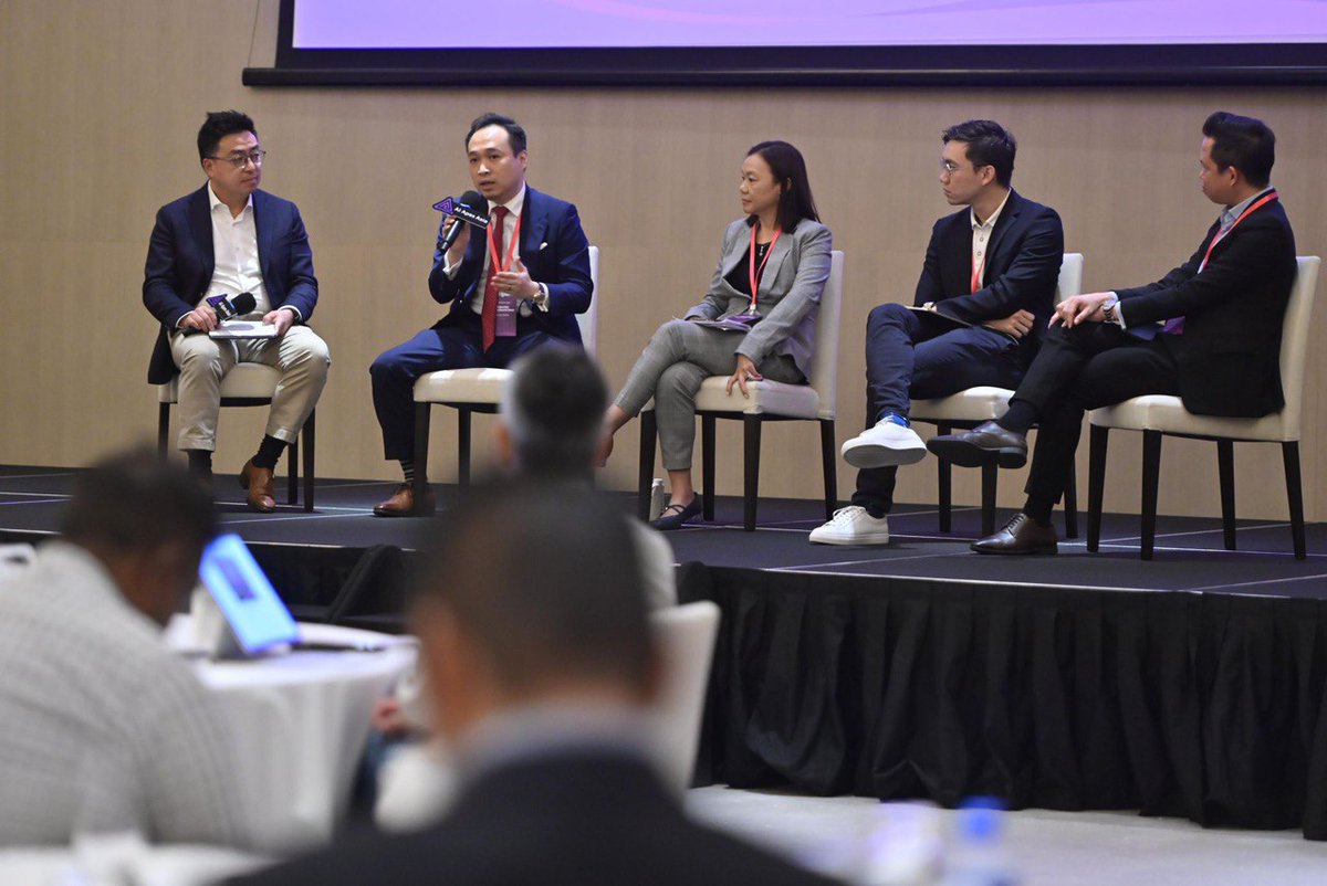 AIApexAsia's tweet photo. AI Apex Asia Forum Challenges Status Quo: Rethinking Funding and Listings in the AI Era

Singapore, September 24, 2024 - The AI Apex Asia Capital Connect Forum yesterday challenged established norms in AI investment and public listings, forcing a rethink of strategies in a maturing market. The panel discussion featured experts from venture capital, investment banking, and brokerage.

Joyce NG, General Partner of @iGlobe_Partners, introduced the concept of "Joy of Missing Out" (JOMO) to AI investment. "We've seen the consequences of inflated valuations and rushed investments," NG cautioned. "It's crucial that VCs embrace the joy of missing out on deals that don't align with sound business fundamentals."

Moderator Peter Chen of Tikehau Capital asked: "How can companies effectively communicate the long-term value proposition to investors, especially when the technology might be several years from commercialization?"

Allen Chng of Insignia Ventures Partners @insigniavc insisted, "Any AI innovation any company is doing has to translate down to the bottom line, has to translate down to the financial performance of the company. If not, then the expanded multiples are worthless. It's just all hype and crash."

Southeast Asia emerged as a potential AI hub. Ian Leong, CEO of @TigerBrokersSG noted, "Southeast Asia is a promising market whereby AI companies can take a look at... When it comes to the population, it's younger... When it comes to penetration, it's actually much higher."

Jerry Chua, CEO of Evolve Capital highlighted Singapore's position, stating, "Singapore is positioning itself as an attractive venue for tech listings, offering a unique value proposition for companies looking to tap into Asian markets."

Xinhua Liu @joshliusg, Venture Partner of Gaorong Capital, challenged entrepreneurs: "I encourage AI entrepreneurs to think out of the box when it comes to listing or exiting. Sometimes, it's better to be a big fish in a small pond rather than a tiny fish in a big ocean."

Key takeaways from the forum include:

1. A shift towards more disciplined AI investments
2. The need for AI companies to demonstrate financial performance
3. Southeast Asia's potential as a new AI frontier
4. Emerging markets challenging traditional listing venues
5. The importance of strategic thinking in choosing listing venues

The future of AI funding and listings will require balancing innovation with pragmatism and navigating the evolving global landscape with agility.

Xinhua Liu | Joyce Ng | Peter Chen | Allen Chng | Jerry Chua
#AIInvestment #ApexAsiaForum #TechFunding #AIInnovation #SoutheastAsiaAI #VCTrends #StartupGrowth #FutureOfAI #SmartInvesting #TechListings