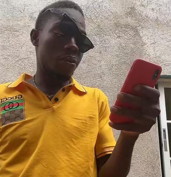 1daddygreat's tweet photo. Mi search mamz phone to find out if she's cheating
Only to find a screenshot of me cheating😑
These girl's deadly asf😂😂 https://t.co/FFgZPLoiFi
