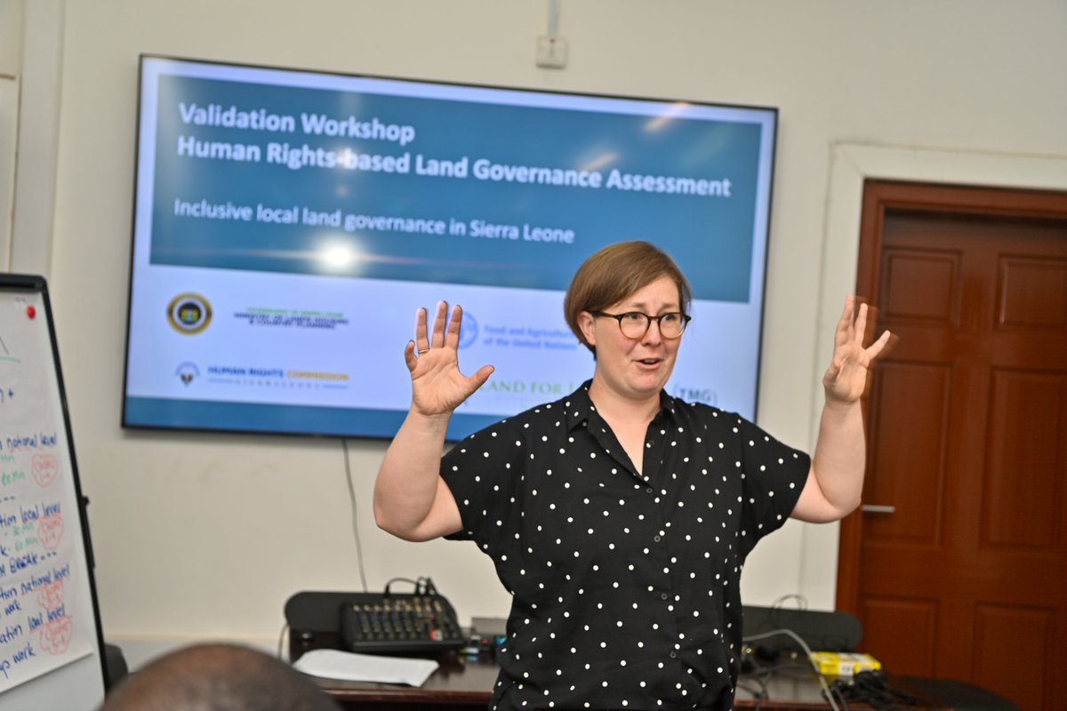FAOSierraLeone's tweet photo. We are collaborating with the Human Rights Commission 🇸🇱 @Land4LifeSalone and other partners in a validation workshop on Human Rights-Based Land Governance Assessment. Together, we’re working towards inclusive land governance in Sierra Leone! 🇸🇱 #LandForLife #HumanRights https://t.co/R1WLGDJPYi