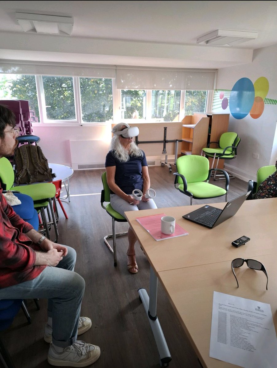 j_widdecombe's tweet photo. I was delighted to involved in a research project with Plymouth University surrounding the use of VR in chronic low back pain. Everyone had a great time and I look forward to the research findings. https://t.co/va4DEBCnJM