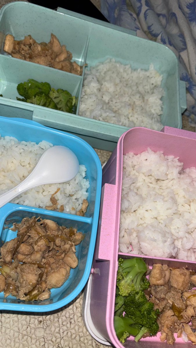 aghniiee's tweet photo. tiap hari muter otak buat bekal anak2🥴 https://t.co/JQagDnwCyi