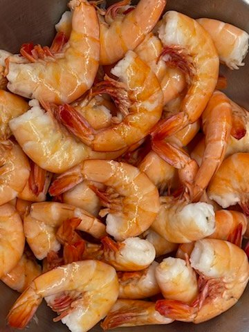 SeefoodAtlantic's tweet photo. You dont need bottled water, batteries and gasoline- you need oysters, blue crabs, and shrimp! https://t.co/T2LLzoxsiG