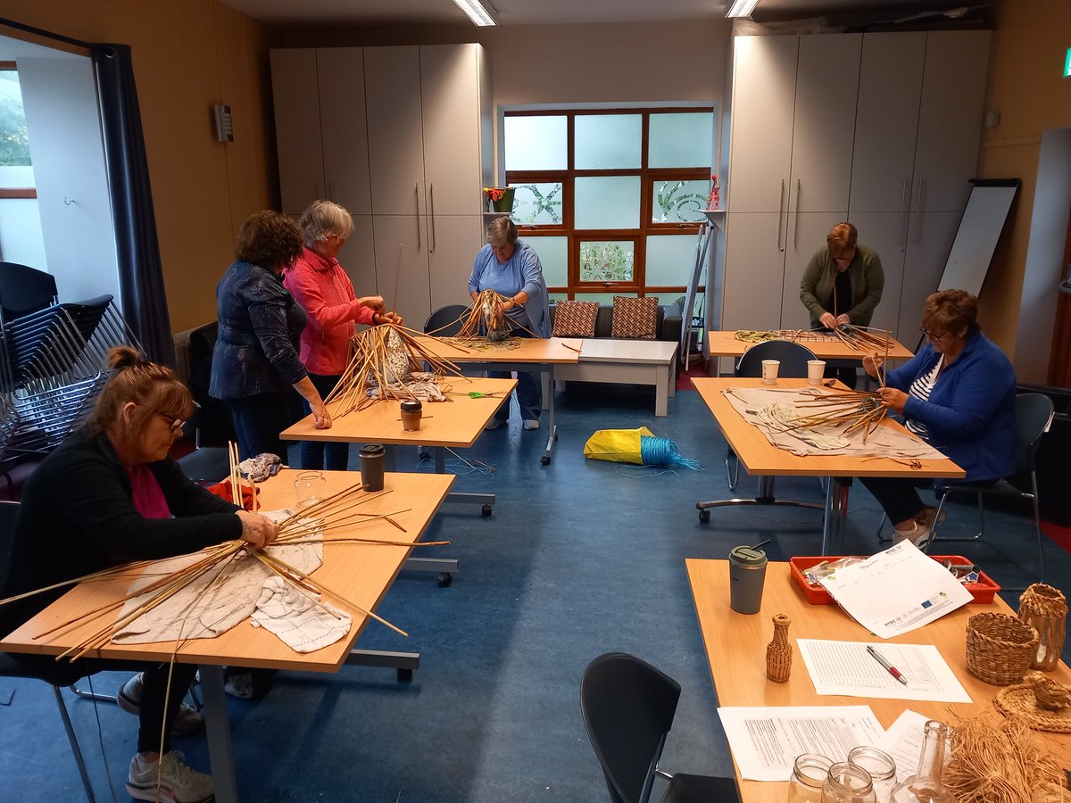 NorthTippDevCom's tweet photo. Fantastic hands on work in the NTDC Nenagh Craft Group workshops in collaboration with Tipperary Education and Training Board
The group are currently working with rushes and being very creative with weaving. Plenty of fabulous items.
#LDW24 #localdevelopmentweek @theILDN https://t.co/XCYIyfeGNZ