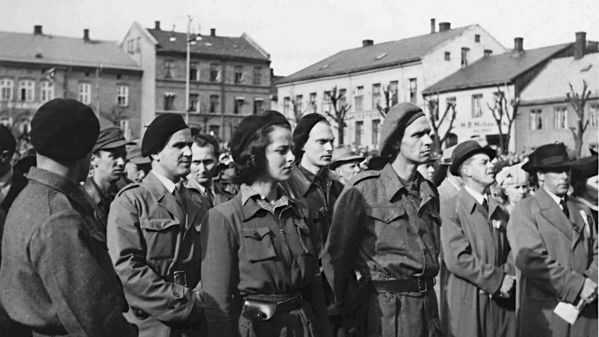 WIRE_eu's tweet photo. 🇳🇴 ♀️ Historian @pdtoler uncovers stories of #NorwegianWomen in #WWII #resistance.
💪 #EvaKløvstad & #SonjaWigert risked everything to fight #NaziOccupation. @WIRE_eu honors their #legacy.
📚Full article by @pdtoler: https://t.co/HKXmn1LekU
#WomenInResistance #WomenInHistory https://t.co/nbAGI1gMjg