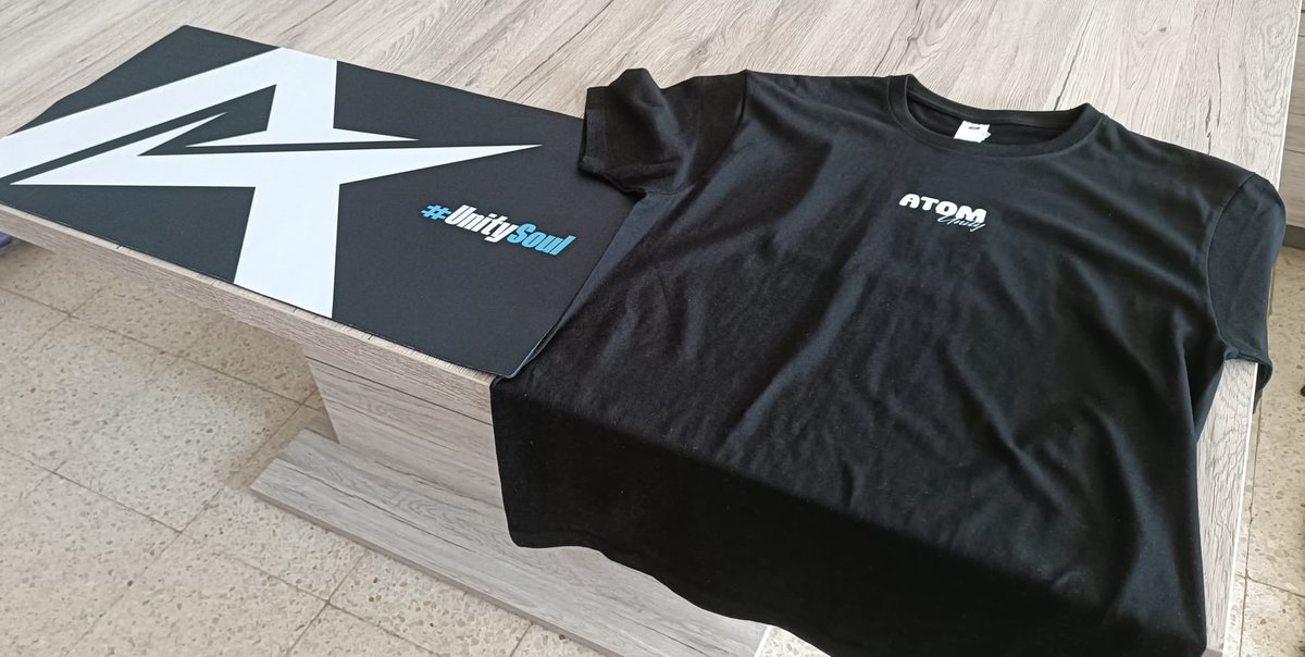 AtomUnity_'s tweet image. Nos vamos a Marsella🇫🇷, pero…

¿Quiénes serán los protagonistas de esta historia😏?

Uno de ellos es @IntermouseProm 😎, que nos ha enviado este regalo para darnos suerte en la aventura 🛫

#UnitySoul • #NeverBackDown