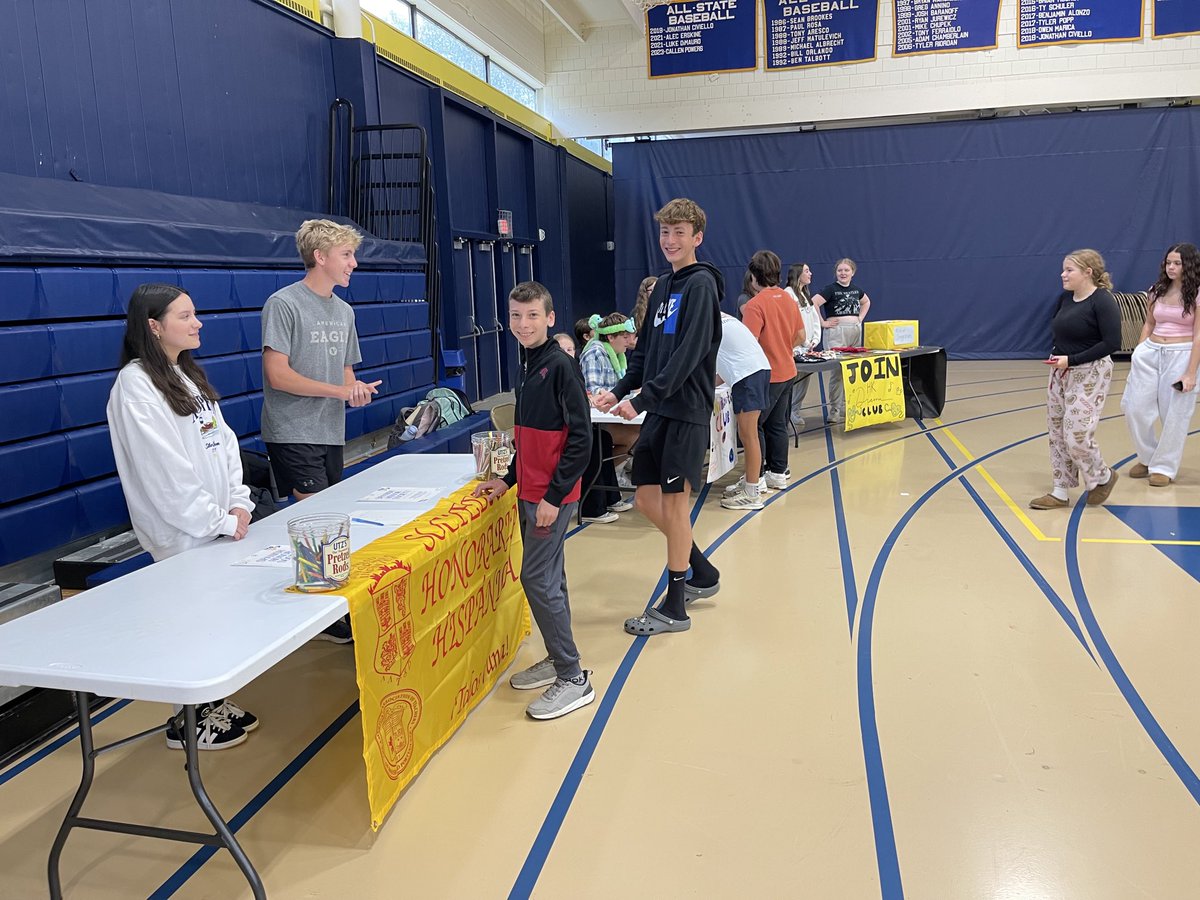 Donna Hayward (@donnahayward_) on Twitter photo Cougars choose their clubs today at our annual Co-Curricular Fair. So many great options!! ā¦<a href="/HKCougarDen/">HK Cougar Den</a>ā© ā¦<a href="/NASSP/">National Assoc. of Secondary School Principals</a>ā© Cougars choose their clubs today at our annual Co-Curricular Fair. So many great options!! ā¦<a href="/HKCougarDen/">HK Cougar Den</a>ā© ā¦<a href="/NASSP/">National Assoc. of Secondary School Principals</a>ā©