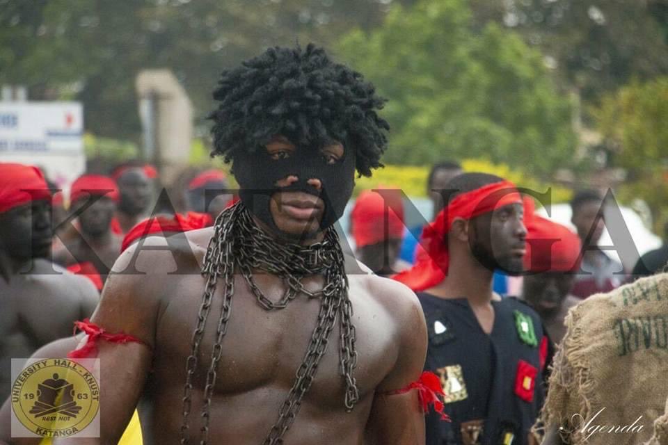 KatangaFellows's tweet photo. ⚫️🟡Tertiary institutions must join this fight!

The Twitter boys can’t win this galamsey battle alone😂.

Katanga is ready by the way! 

Imagine all of us captured by the police and placed in one cell. We go shit spoil there all😂😂😂😂😂.

#FreetheCitizens https://t.co/r7P02fbB7w