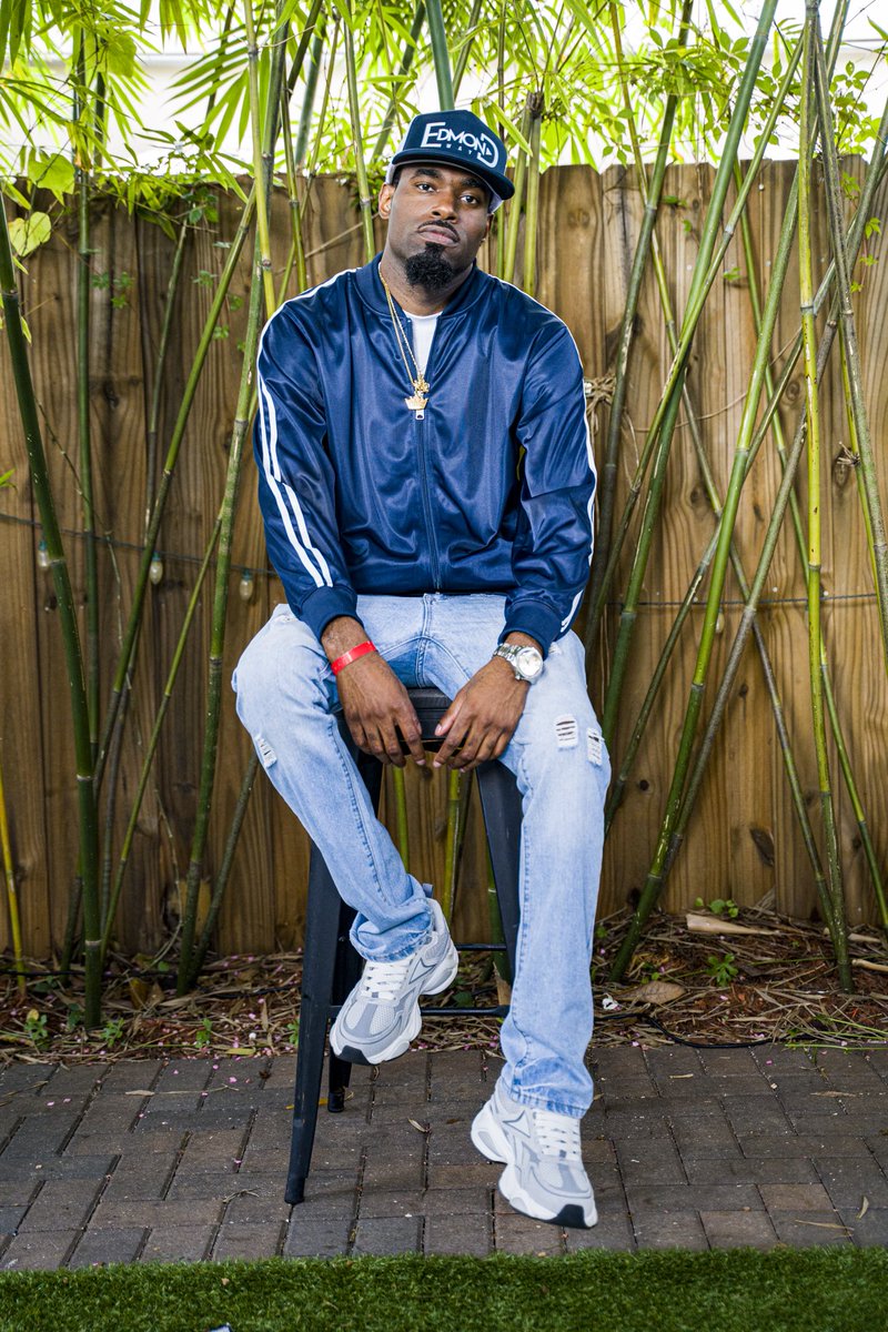 MarkEdmond954's tweet image. Believe in yourself; those who can’t manage, they try to discourage, everybody else! Or, just cuz they failed, they feel like you will as well…

“Edmond Way: Joseph’s Grandson” available now on all platforms 👉🏾 li.sten.to/EWJG

#EdmondWay