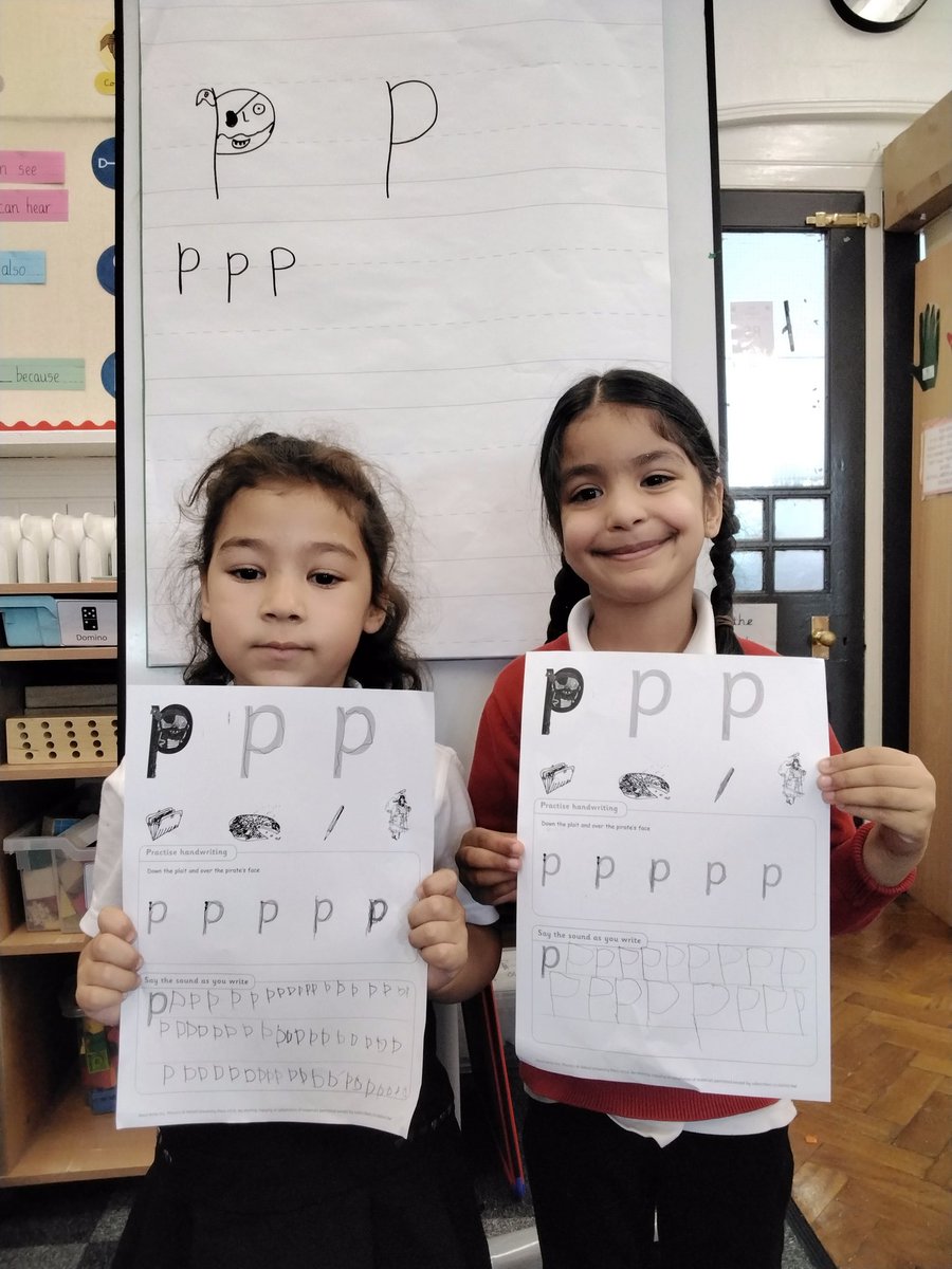 MarlboroughPrim's tweet image. #EYFSPhonics. Look at our super work! Reception love Phonics we learnt the "p" sound today. #RWIReception