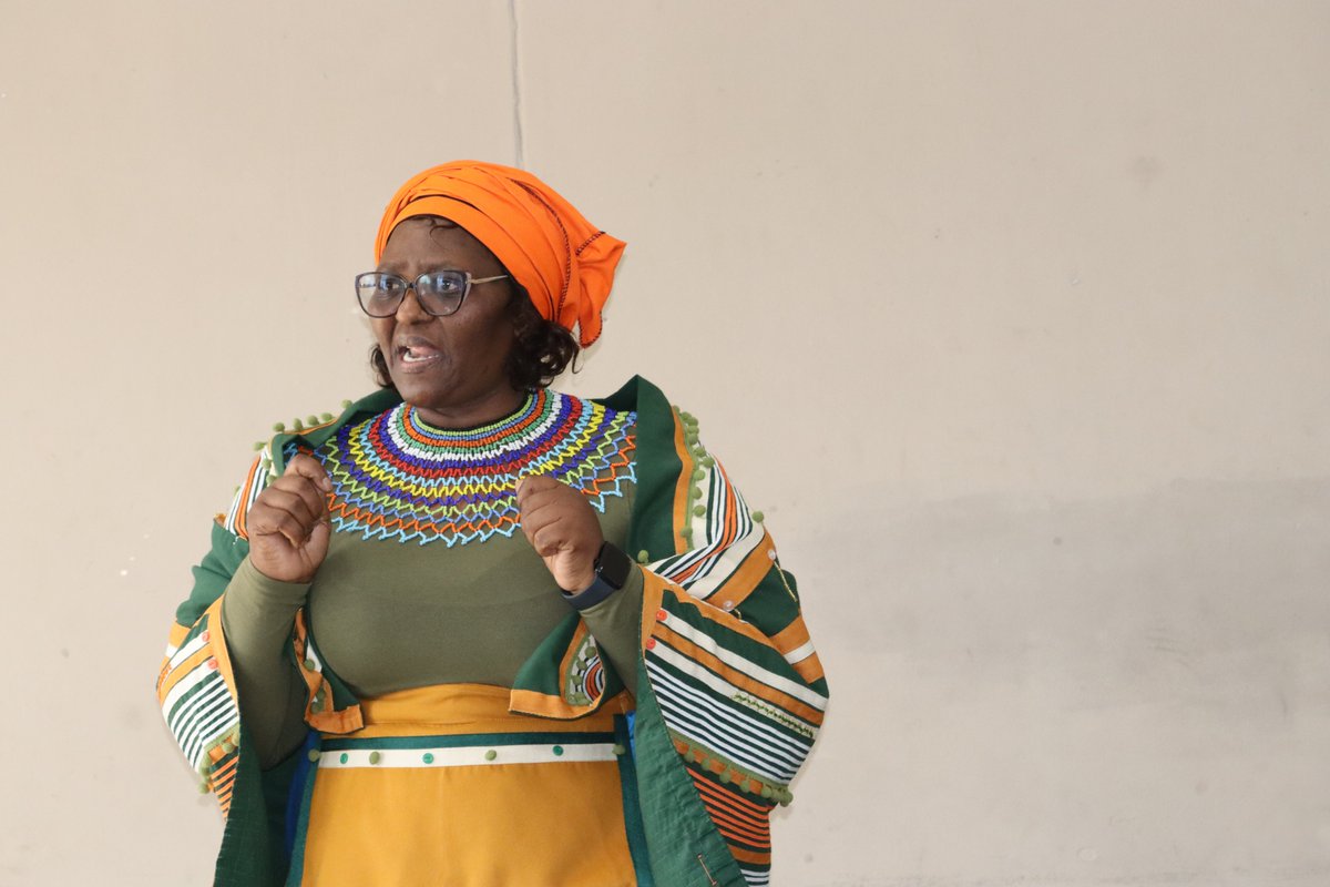 bitou_muni's tweet image. IN PICS |  Bitou Municipality Hands Over 41 Title Deeds to Beneficiaries of Qolweni’s 169 Housing Project

#BitouServiceDelivery #TitleDeeds #BitouNews