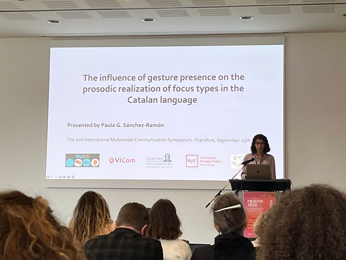 Prosodic and Gestural Studies Group (GrEP-G) (@grepupf) on Twitter photo We are in Frankfurt for #MMSYM2024!
<a href="/PaulaGSanchezR/">Paula G. Sánchez-Ramón</a> is presenting about "The influence of gesture presence in the prosodic realization of focus types in the Catalan language”, a study in collaboration with Frank Kügler & <a href="/PilarPVives/">Pilar Prieto 🌹🎗</a> We are in Frankfurt for #MMSYM2024!
<a href="/PaulaGSanchezR/">Paula G. Sánchez-Ramón</a> is presenting about "The influence of gesture presence in the prosodic realization of focus types in the Catalan language”, a study in collaboration with Frank Kügler & <a href="/PilarPVives/">Pilar Prieto 🌹🎗</a>