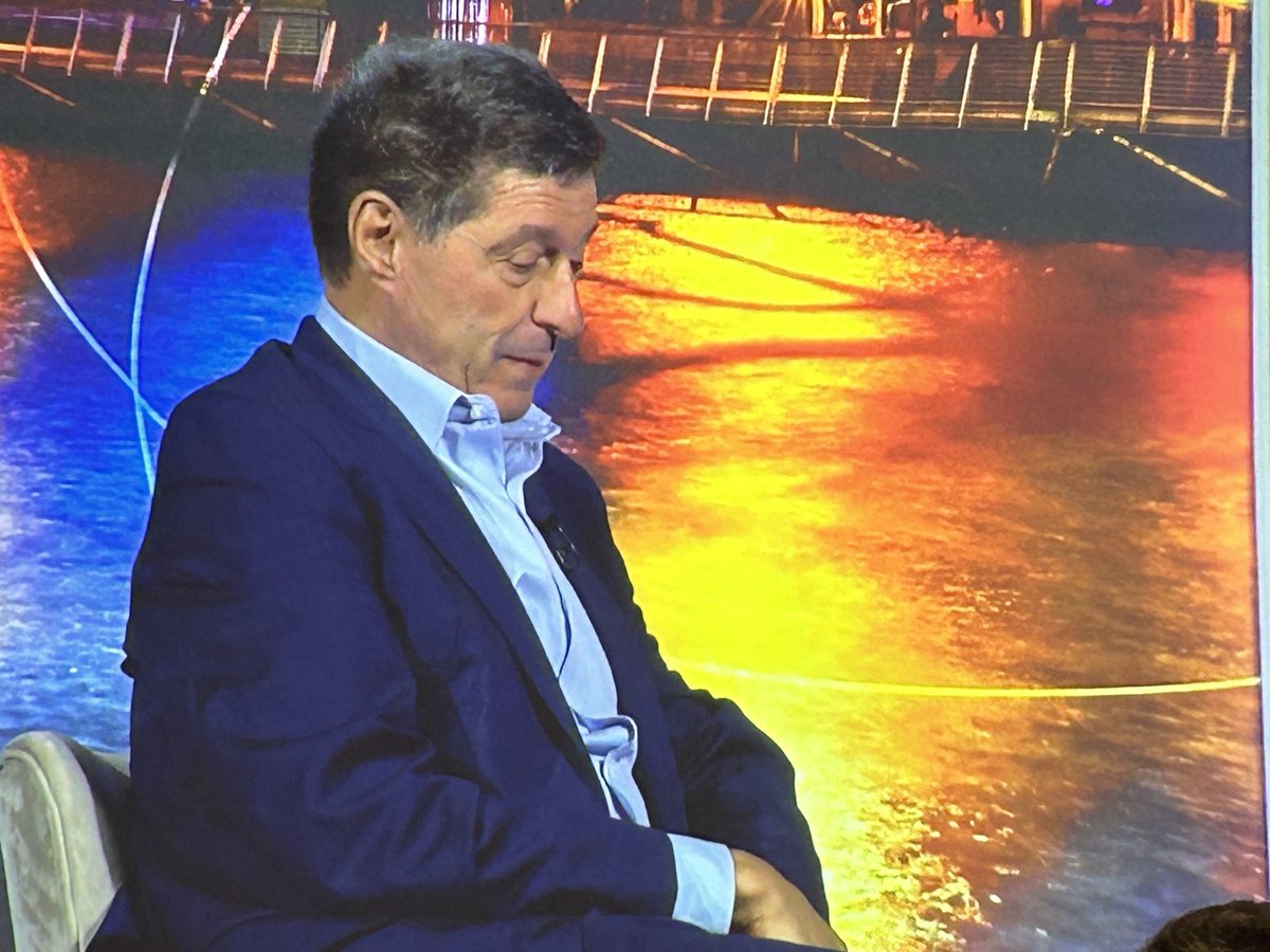 Tom Randles (@tomrandles1) on Twitter photo Really enjoying <a href="/jonsopel/">Jon Sopel</a> of <a href="/TheNewsAgents/">The News Agents</a> at the #ITICConf24 - where is <a href="/EmilyMaitlisRX/">Emily Maitlis 🇬🇧 Parody</a> Really enjoying <a href="/jonsopel/">Jon Sopel</a> of <a href="/TheNewsAgents/">The News Agents</a> at the #ITICConf24 - where is <a href="/EmilyMaitlisRX/">Emily Maitlis 🇬🇧 Parody</a>