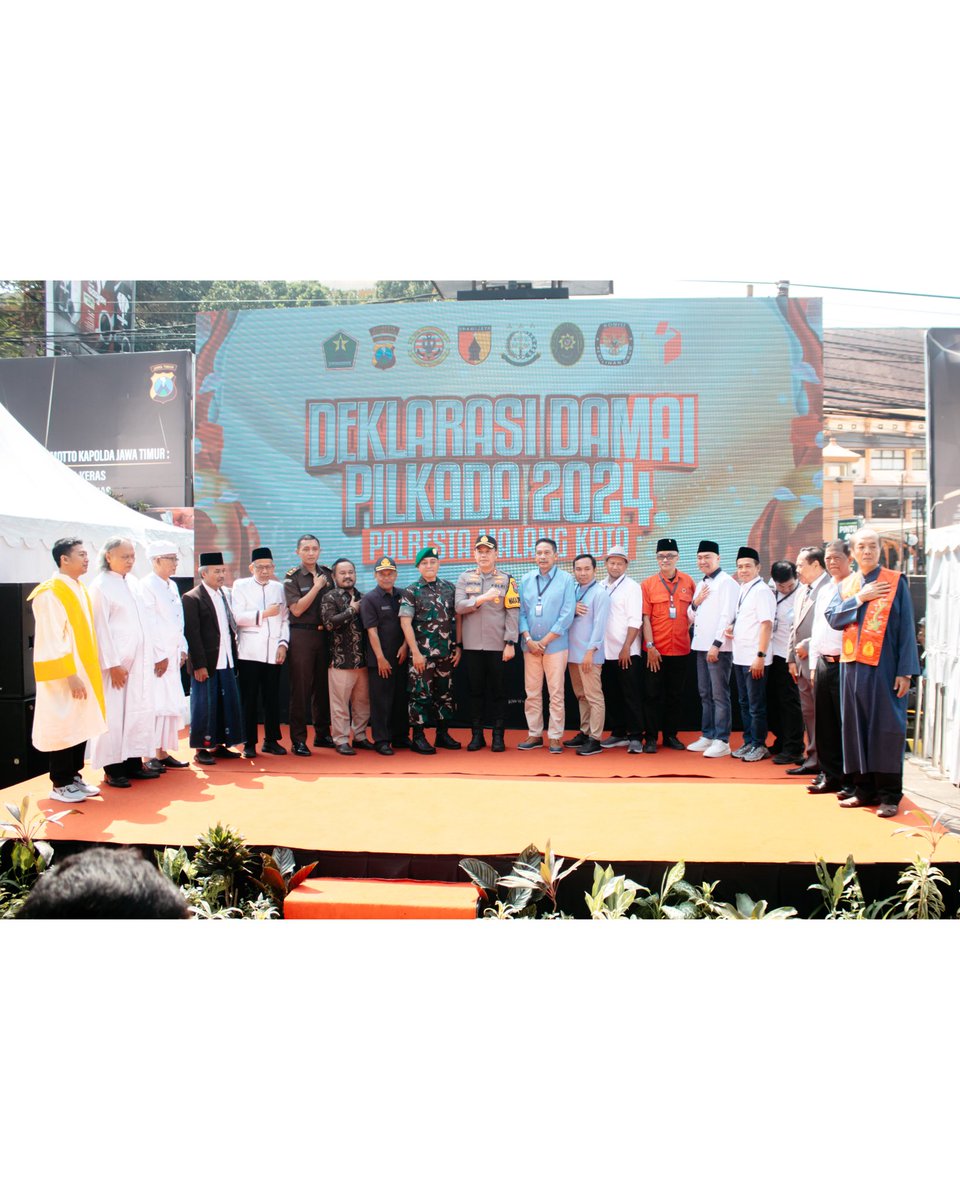 sam_ali_m's tweet photo. Bismillahh.. Agenda ini menjadi titik komitmen kami mengikuti kontestasi PILKADA dengan jujur, fair, dan damai. 

Mohon restu, doa, dan dukungan. 🙏🏻 https://t.co/8XPoNyVnGs
