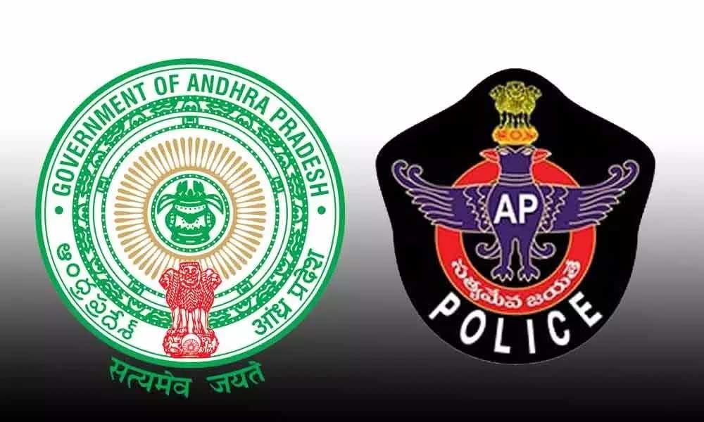 JanaswaramNews's tweet photo. - ఏప్రిల్ 2024లో పెద్ద ప్రమాదం జరిగి 5 నెలల పాటు కోమాలో ఉన్న పోలీస్ కానిస్టేబుల్ ప్రభాకర్ కుటుంబం ఆర్థిక సహాయం కోరింది. 

- ముఖ్యమంత్రి కార్యాలయం (CMO) మరియు కలెక్టరేట్‌తో నిరంతర పరిశీలన తర్వాత, కుటుంబానికి ₹10 లక్షల విలువైన లెటర్ ఆఫ్ క్రెడిట్ (LoC) జారీ చేయడం జరిగింది. https://t.co/9w6I9h8xDI