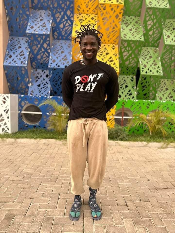 abazwhyllzz's tweet photo. VDM after 3weeks in prison.   Bobrisky after 6months in prison.🤔 https://t.co/eYkxCdlNiE