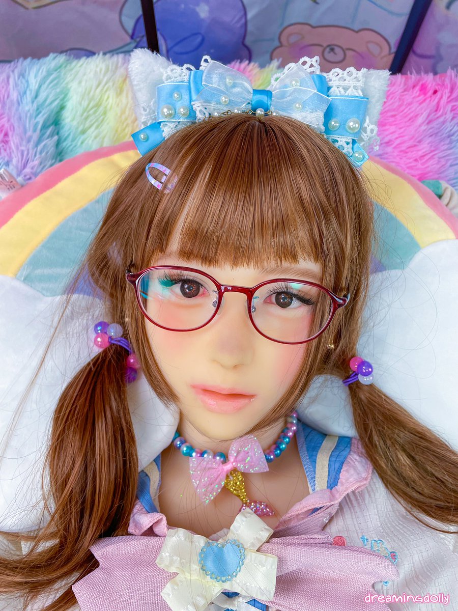 dreamingdoll3's tweet photo. pastel color outfit with glasses 

#sedoll #lovedoll #cosplay #tpedoll #sexdoll #siliconedoll https://t.co/vDRaWh4bOx