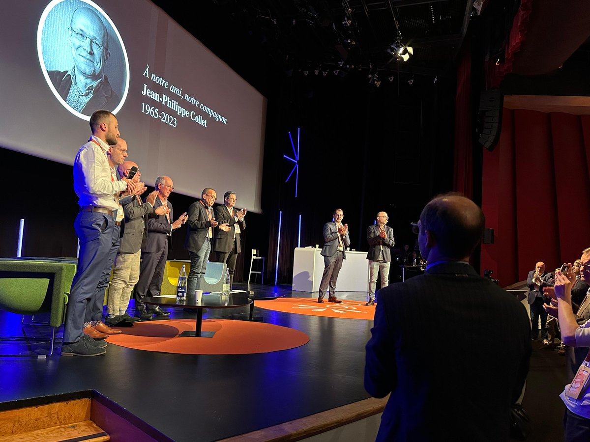 Nous rendons hommage à Jean-Philippe Collet, lors de la cérémonie d'ouverture du #GRCI. Sa famille, ses amis et collègues soulignent un cardiologue exceptionnel et humaniste. Il a marqué la cardiologie moderne par son innovation, sa bienveillance et son dévouement envers ses