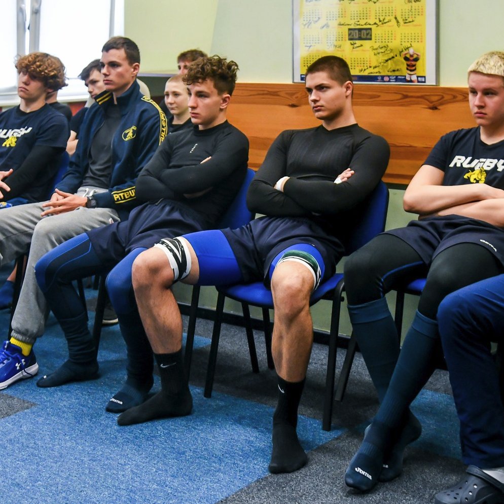 Boyster (@boyculessss) on Twitter photo 