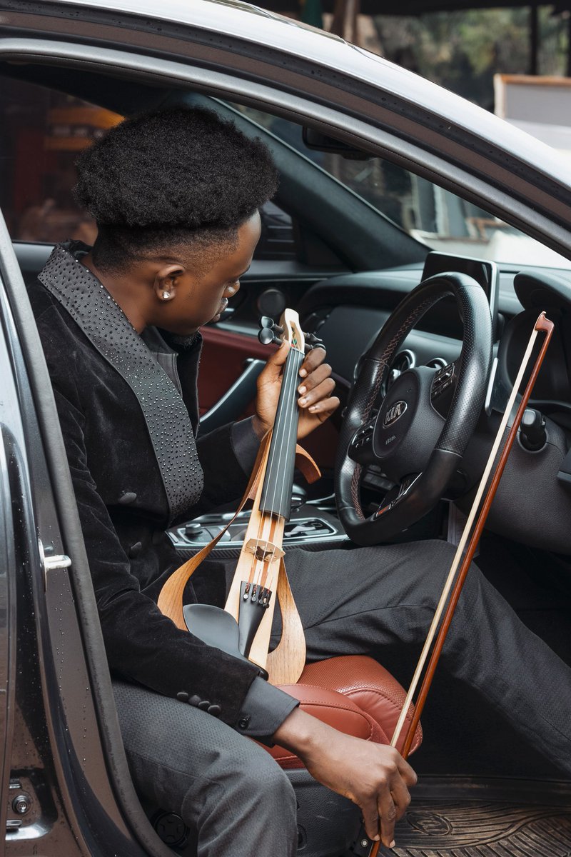 kia_uganda's tweet photo. Nothing more soulful than jazz and cars!

@HouseOfJazzEA brings you "The Orchestra In The City" featuring @mauricekirya &amp; the @JazzKjo. Saturday, 28th September, 2024.

#OrchestraInTheCity #HousOfJazzEA https://t.co/TptYsX89KV