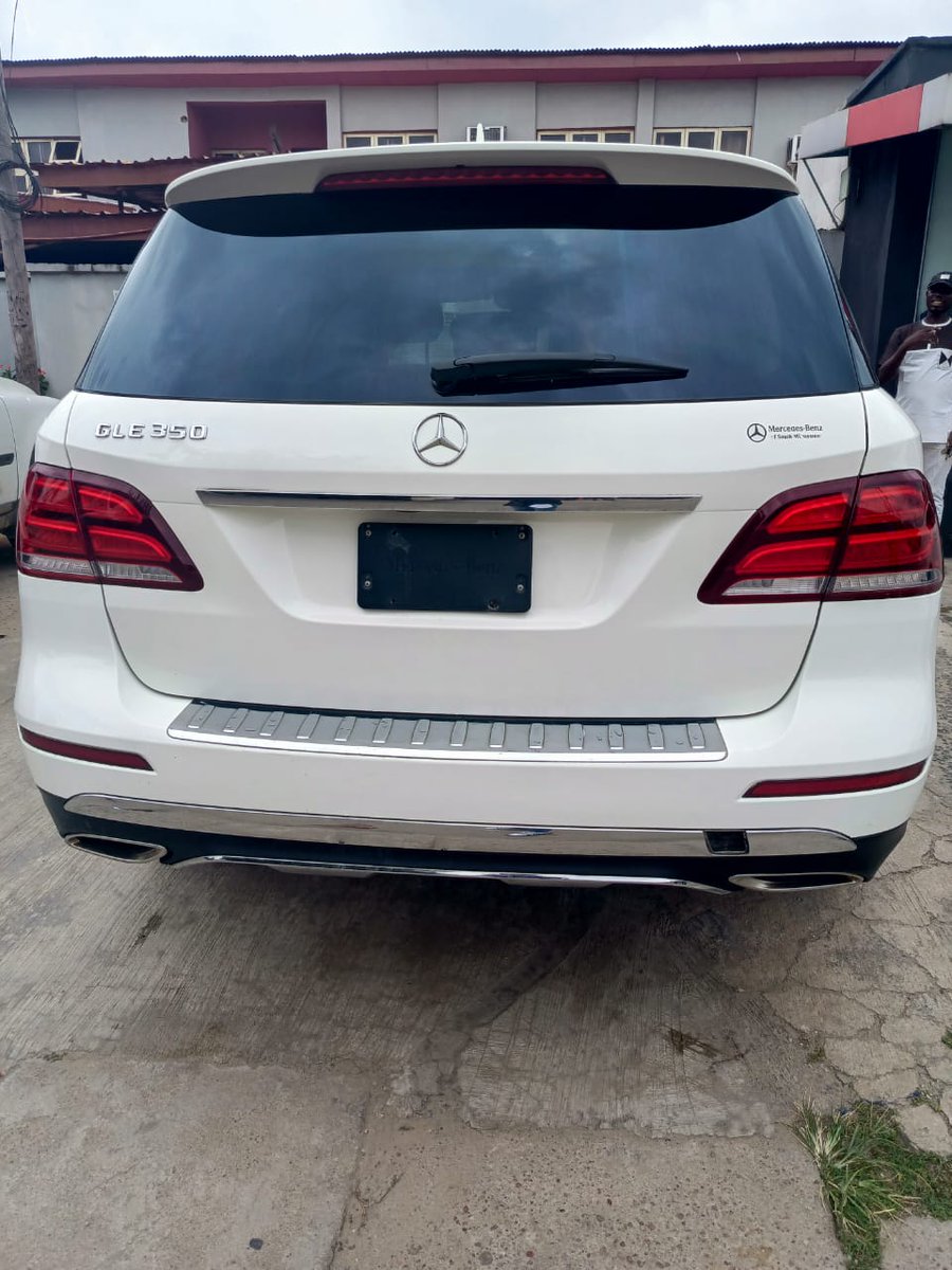 TobeyAutos's tweet photo. 2016/17 Super Clean Registered Mercedes Benz GLE350 with panoramic for 30M at Gbagada (Direct owner ) serious buyer only✅

T-pain.   Moore.    VeryDarkMan.    La liga.   Vinicius.   #HMSTR    #Bybit https://t.co/6JKolYwVCM