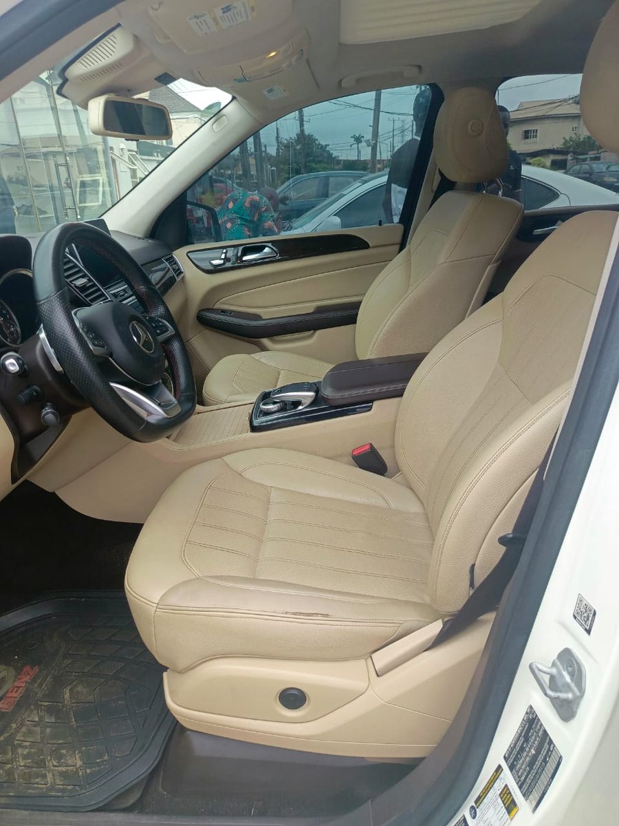 TobeyAutos's tweet photo. 2016/17 Super Clean Registered Mercedes Benz GLE350 with panoramic for 30M at Gbagada (Direct owner ) serious buyer only✅

T-pain.   Moore.    VeryDarkMan.    La liga.   Vinicius.   #HMSTR    #Bybit https://t.co/6JKolYwVCM