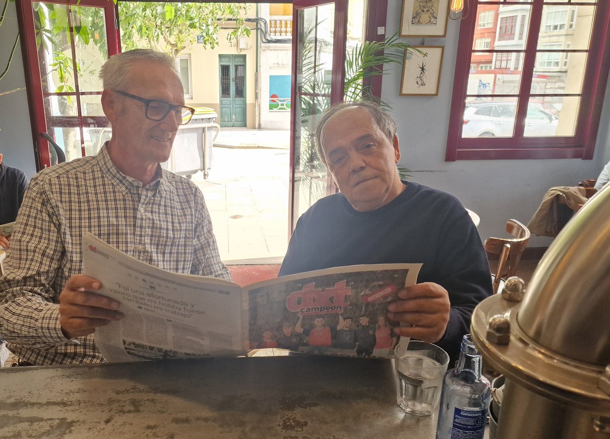 Aquí con Cañita Brava hablando del <a href="/RCDeportivo/">RC Deportivo</a> sobre una noticia de <a href="/dxtcampeon/">dxt campeón</a>