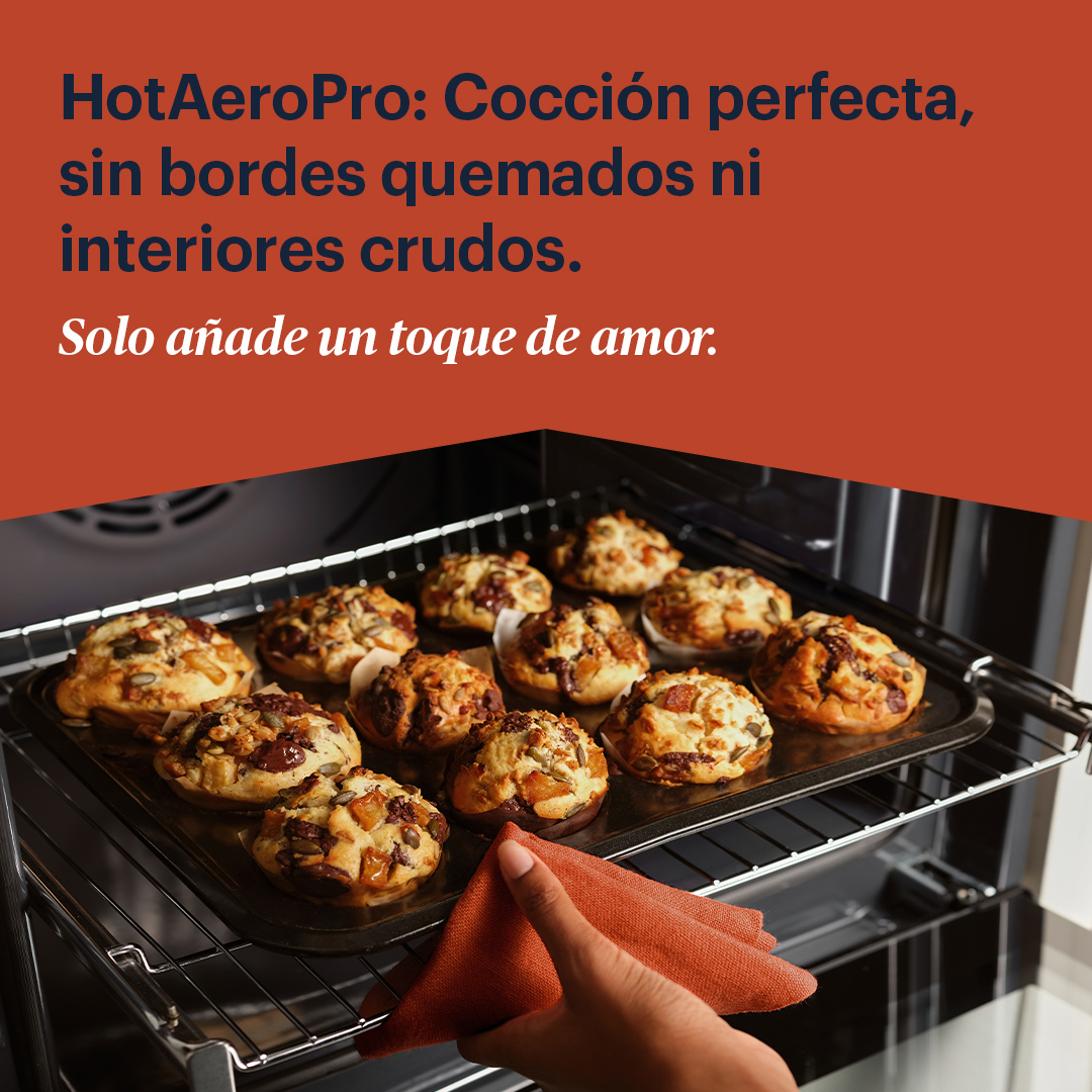 ¡No dejes que una mala cocción arruine tus reuniones de otoño!  
Nuestra tecnología HotAero Pro, garantiza una perfecta circulación del aire caliente, minimizando las pérdidas de calor gracias al rediseño interior del horno. Así, evitarás bordes quemados e interiores crudos. 🌞🍲